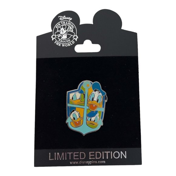 Disney Store Many Faces of Disney Series Donald Duck Pin Limited Edition of 250 - Picture 1 of 5